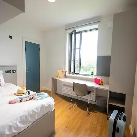 Of Hostel Galway